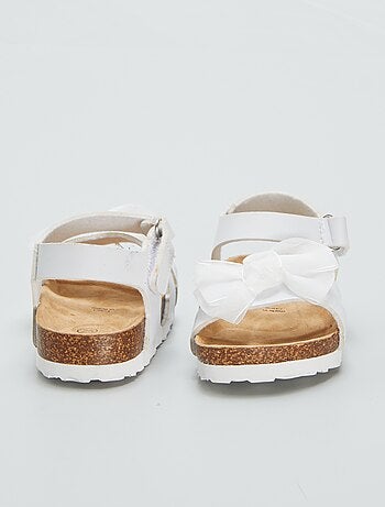 Sandalias con lazo de tul