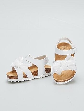 Sandalias con lazo de tul