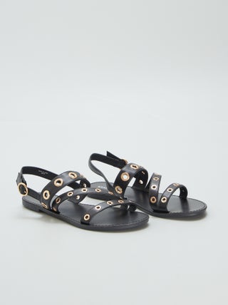 Sandalias con ojales