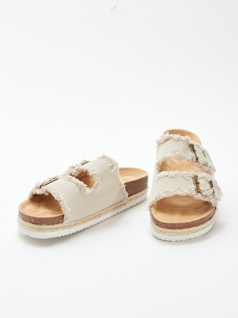 Sandalias con tela y flecos BEIGE - Kiabi
