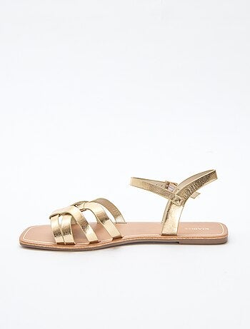 Sandalias con tira cruzada