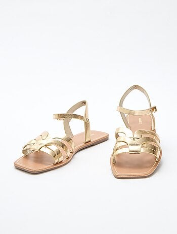 Sandalias con tira cruzada