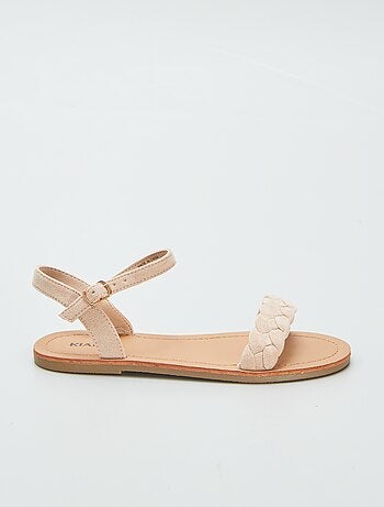 Sandalias con tira trenzada