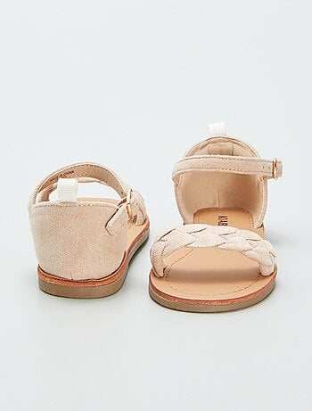 Sandalias con tira trenzada
