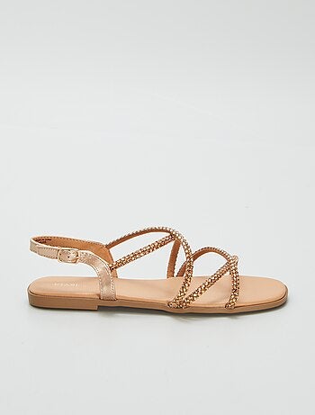 Sandalias con tiras cruzadas con strass