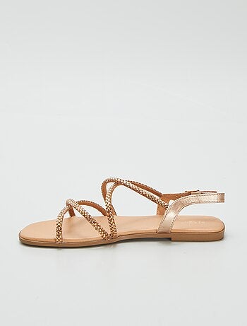 Sandalias con tiras cruzadas con strass