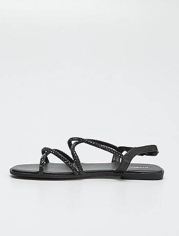Sandalias con tiras cruzadas con strass