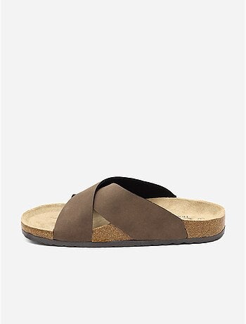Sandalias con tiras cruzadas