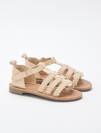 Sandalias con tiras de 'paja'