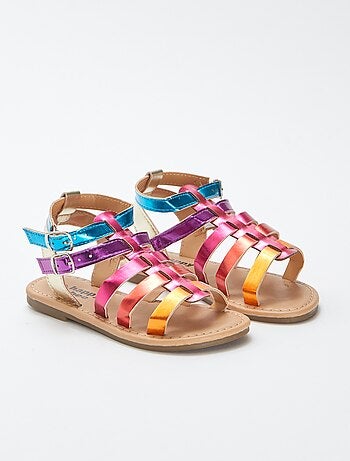 Sandalias con tiras multicolores