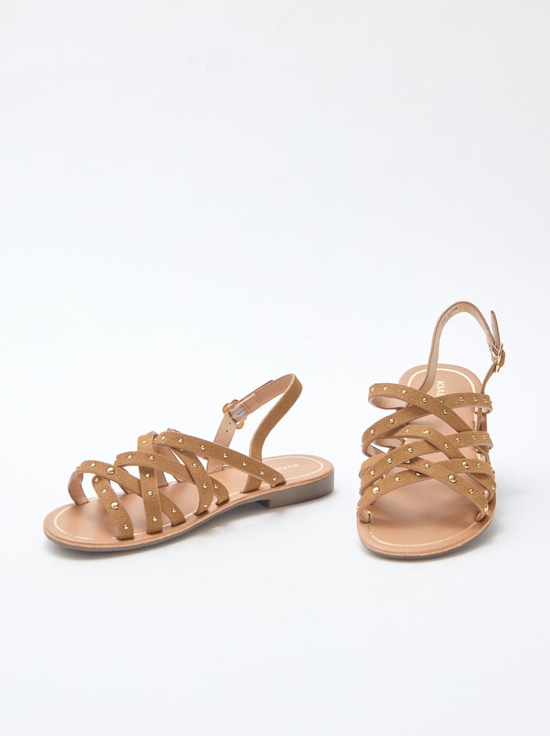 Sandalias con tiras y tachuelas Beige - Kiabi