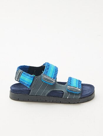 Sandalias con velcro