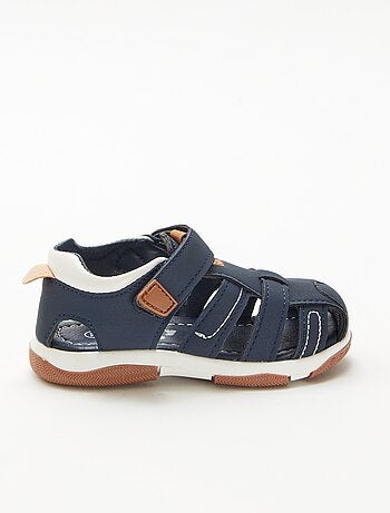 Sandalias con velcro