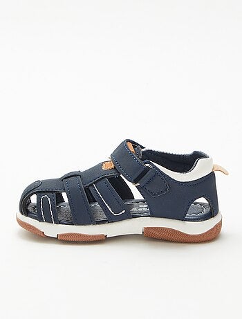 Sandalias con velcro