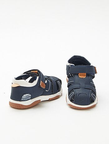 Sandalias con velcro