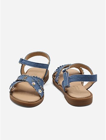 Sandalias con velcro