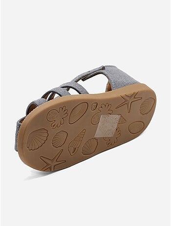 Sandalias con velcro