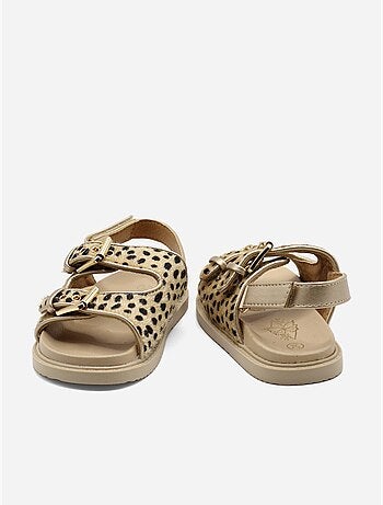 Sandalias con velcro
