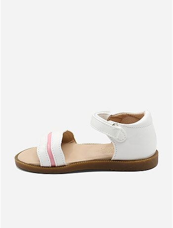 Sandalias con velcro