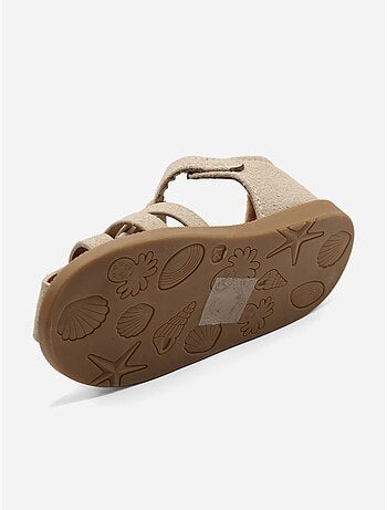 Sandalias con velcro