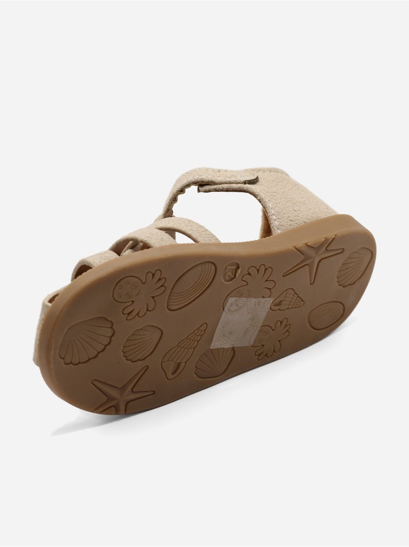 Sandalias con velcro Crema - Kiabi