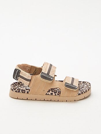 Sandalias con velcro estampado de leopardo