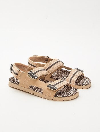 Sandalias con velcro estampado de leopardo