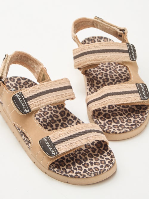 Sandalias con velcro estampado de leopardo - Kiabi