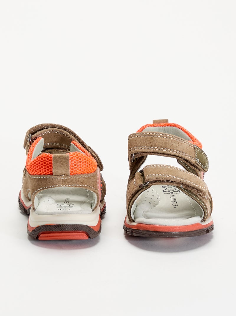 Sandalias con velcro Marron - Kiabi