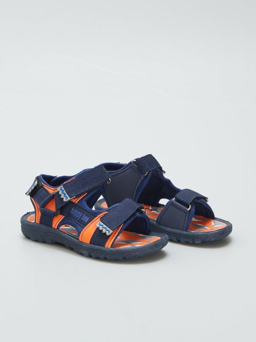 Sandalias con velcro 'tiburón' - Kiabi