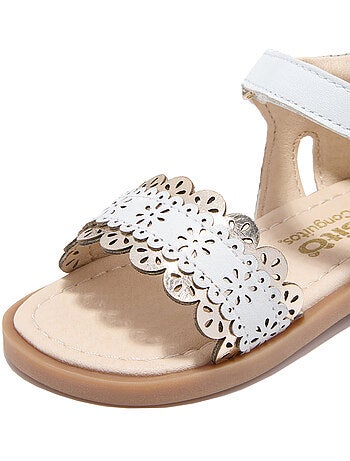 Sandalias conguitos bebés hebilla