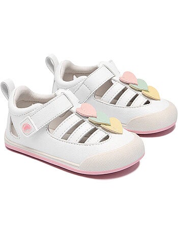 Sandalias conguitos cerradas respetuosas