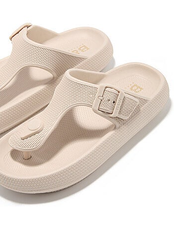Sandalias conguitos hebilla slides