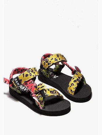 Sandalias conguitos
