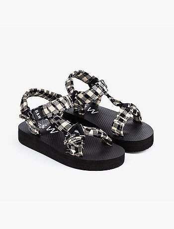 Sandalias conguitos
