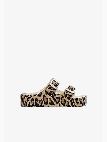Sandalias conguitos