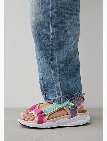 Sandalias conguitos tiras