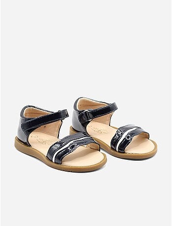 Sandalias correa cruzada