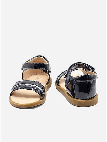 Sandalias correa cruzada