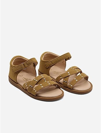 Sandalias correa cruzada