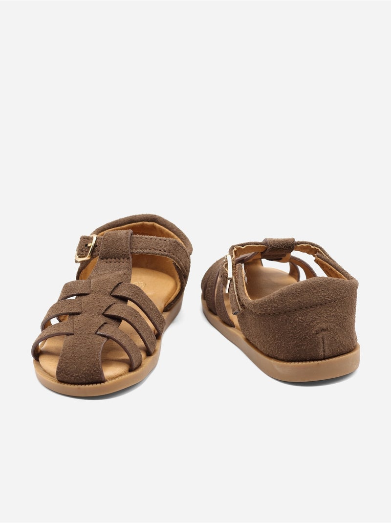 Sandalias correa cruzada Marrón - Kiabi