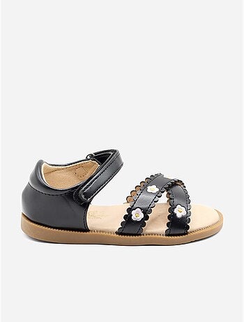 Sandalias correa cruzada