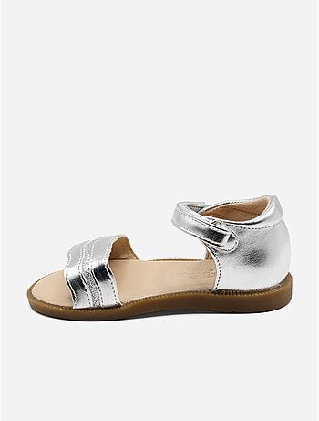 Sandalias correa cruzada