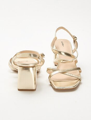 Sandalias de ceremonia con tacón