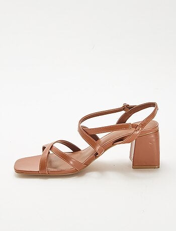 Sandalias de ceremonia con tacón