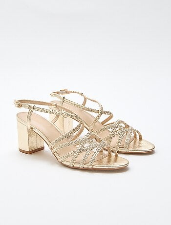 Sandalias de ceremonia doradas con tacón