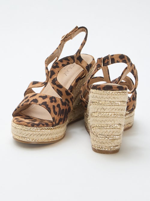 Sandalias de cuña con tacón de cuerda - Kiabi