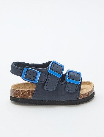Sandalias de doble tira con hebillas