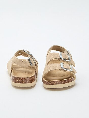 Sandalias de doble tira con hebillas contrastantes