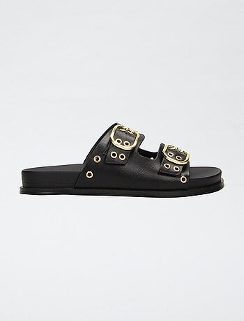 Sandalias de doble tira con ojales